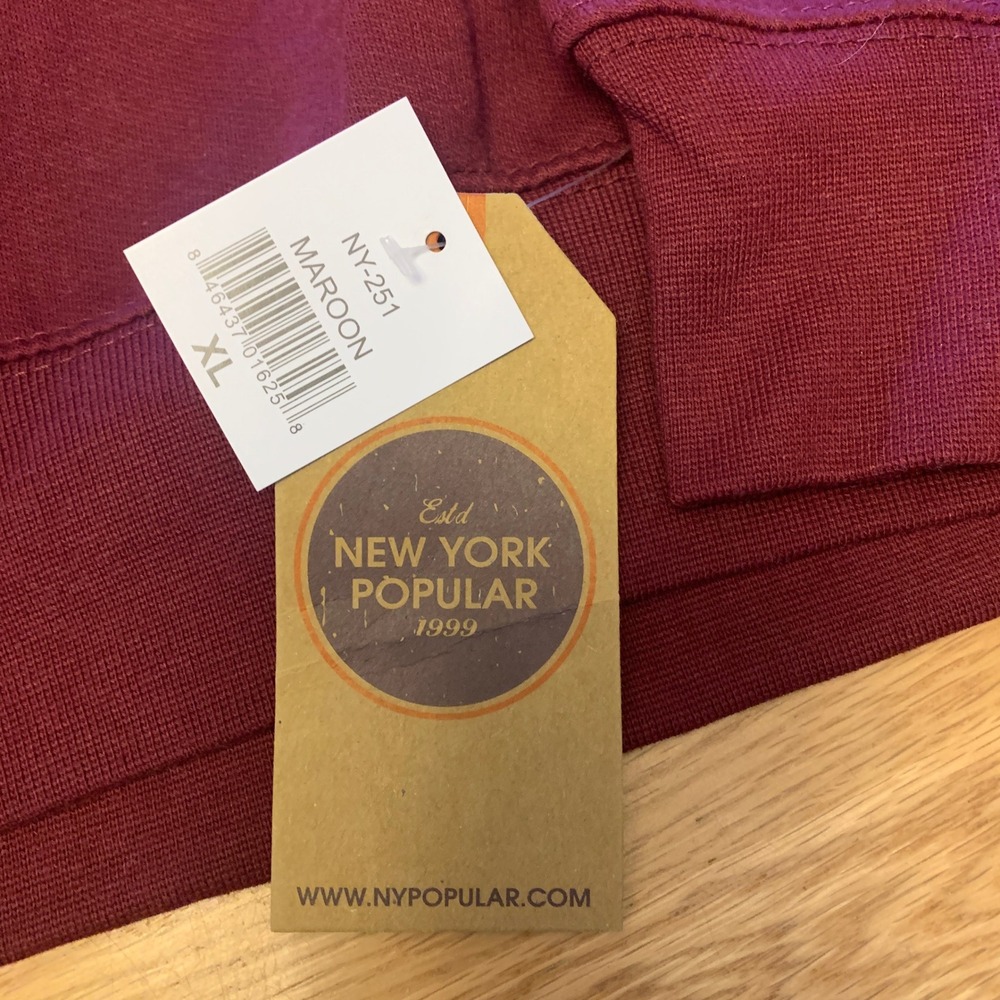 New York Popular New York Sweatshirt Adult XL Maroon Crewneck NWT - Picture 2 of 4